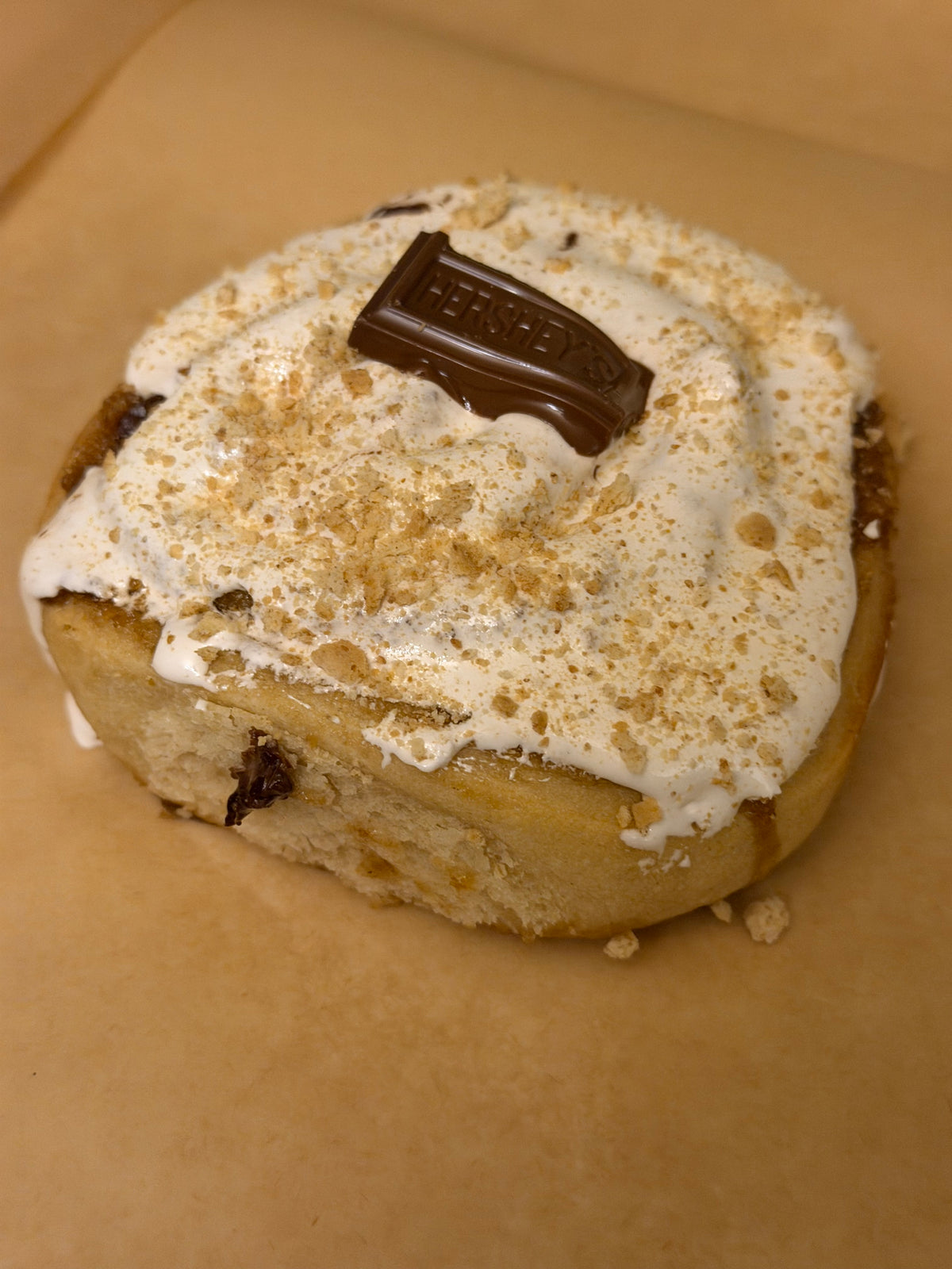 S’mores Cinnamon Roll